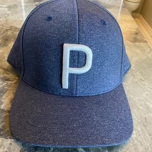 Men’s Puma Tour hat.